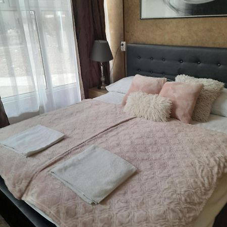 Visoki Stevan Apartments Belgrad Exteriör bild