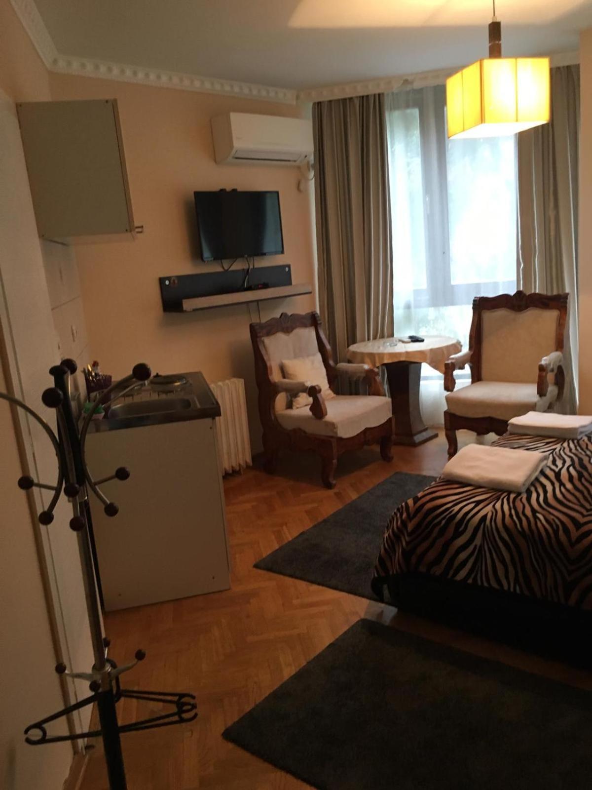Visoki Stevan Apartments Belgrad Exteriör bild